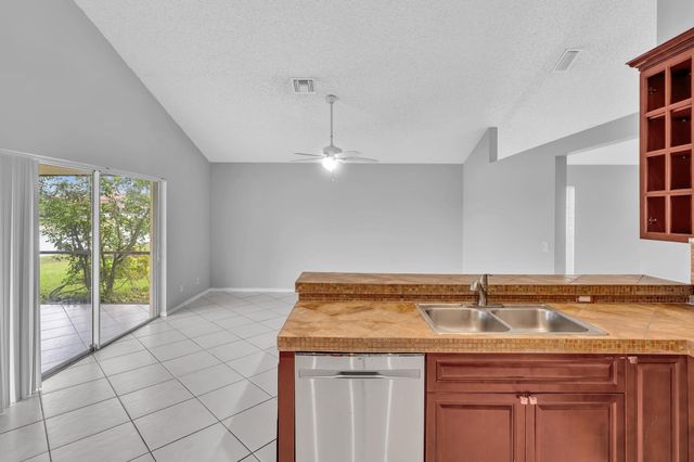 22492 Middletown Drive, Boca Raton, FL 33428