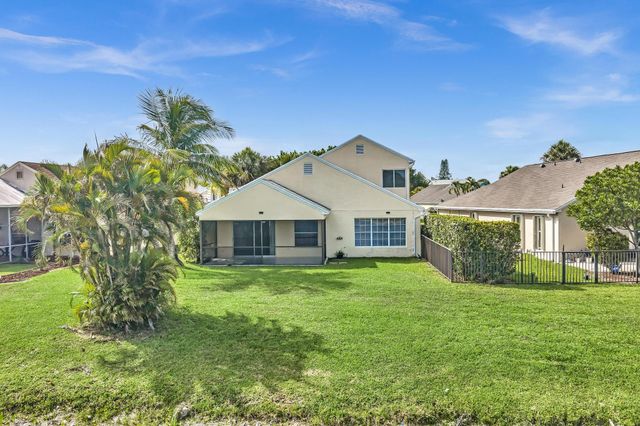 22492 Middletown Drive, Boca Raton, FL 33428