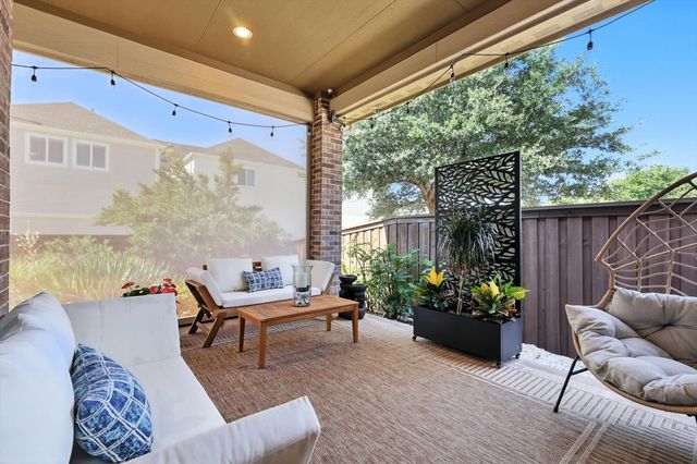 2409 Surrey Court, Flower Mound, TX 75022