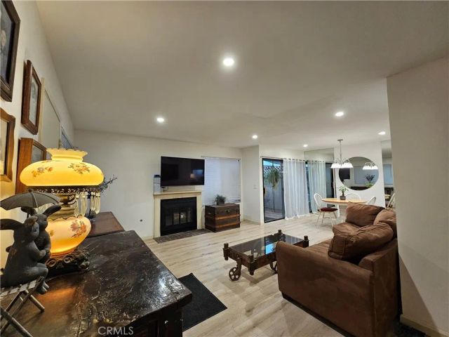6509 Twin Circle 7, Simi Valley, CA 93063