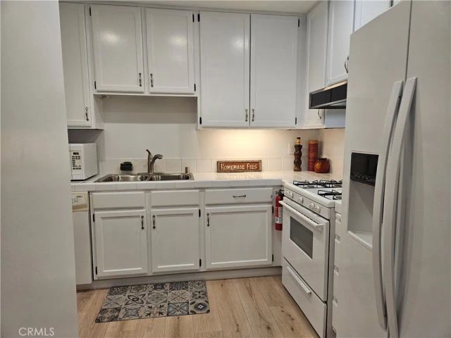 6509 Twin Circle 7, Simi Valley, CA 93063