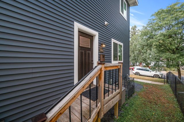 1048 Dayton Avenue, Saint Paul, MN 55104