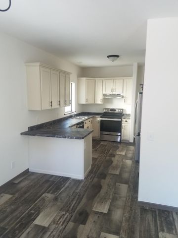 1048 Dayton Avenue, Saint Paul, MN 55104