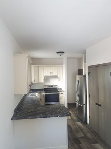 1048 Dayton Avenue, Saint Paul, MN 55104