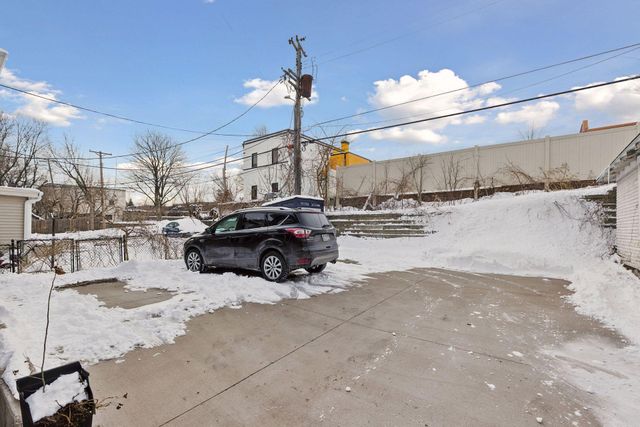 1048 Dayton Avenue, Saint Paul, MN 55104