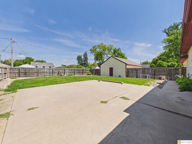 1640 E 1st Street, Fremont, NE 68025