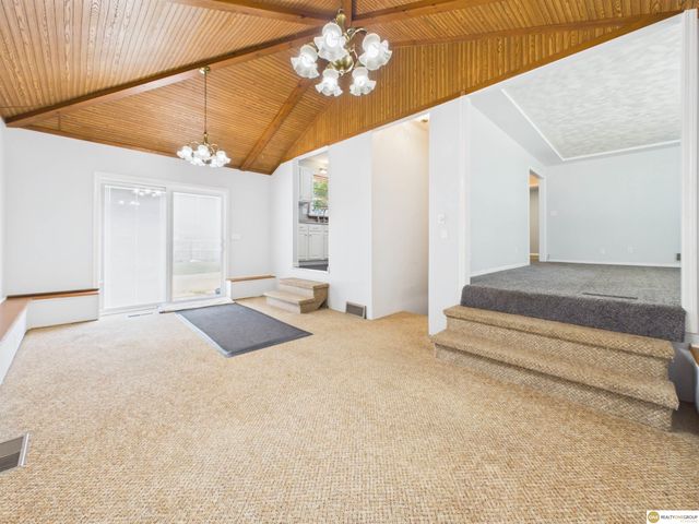 1640 E 1st Street, Fremont, NE 68025
