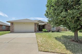 1305 Leigh Circle, Yukon, OK 73099