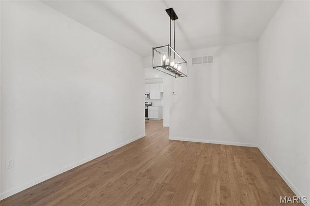 1045 Bloomfield Drive, Eureka, MO 63025