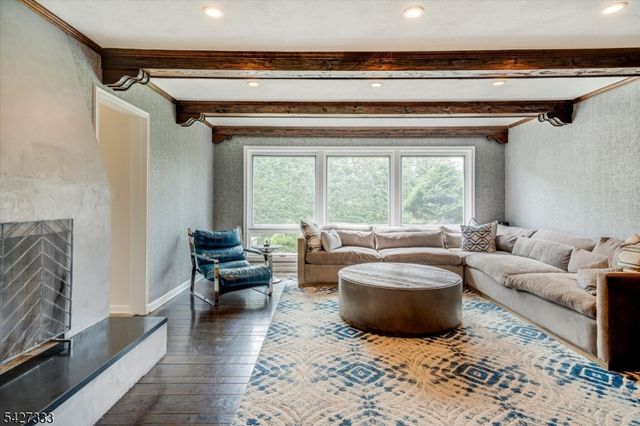 57 Mohawk Rd, Millburn Twp., NJ 07078