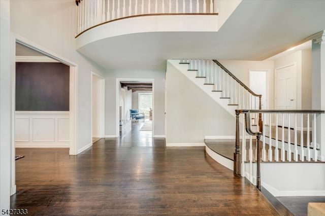 57 Mohawk Rd, Millburn Twp., NJ 07078
