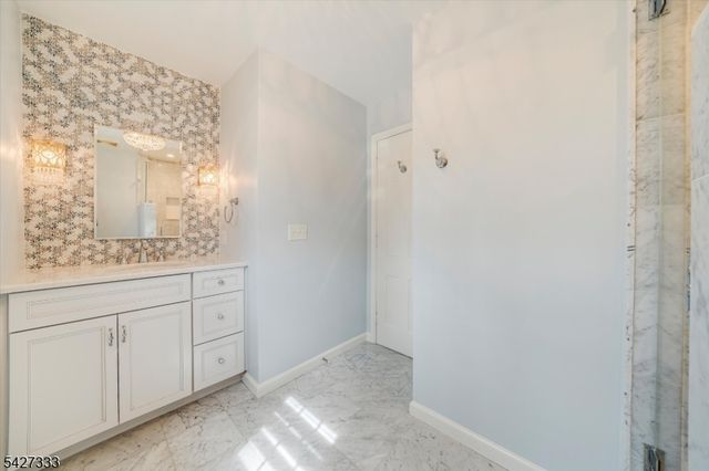 57 Mohawk Rd, Millburn Twp., NJ 07078