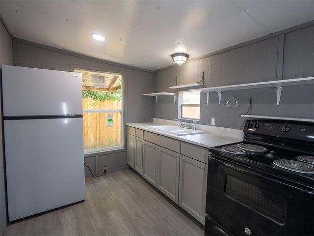 420 W Johnson Street, Norman, OK 73069