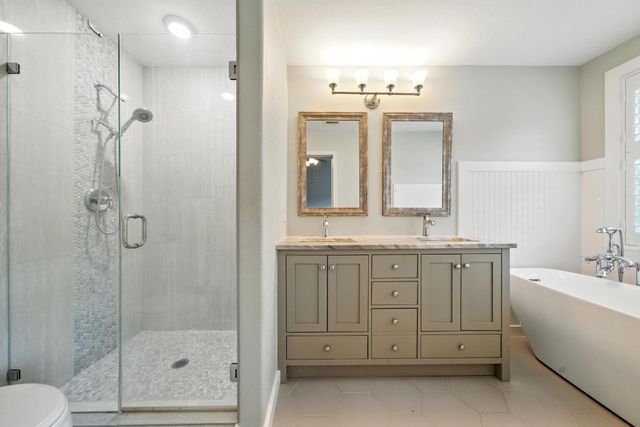 13600 Breton Ridge Street 7B, Houston, TX 77070