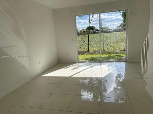 3486 NW 13th Street 3486, Lauderhill, FL 33311