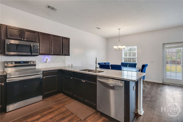 206 Summerhill Drive NE, Ludowici, GA 31316