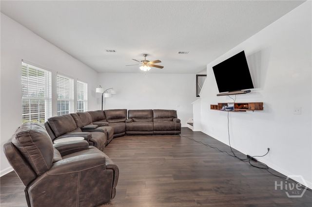 206 Summerhill Drive NE, Ludowici, GA 31316