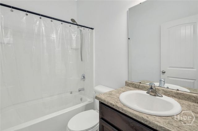 206 Summerhill Drive NE, Ludowici, GA 31316