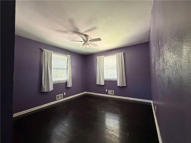 5220 Sterling Avenue, Raytown, MO 64133
