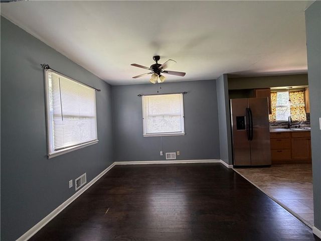 5220 Sterling Avenue, Raytown, MO 64133