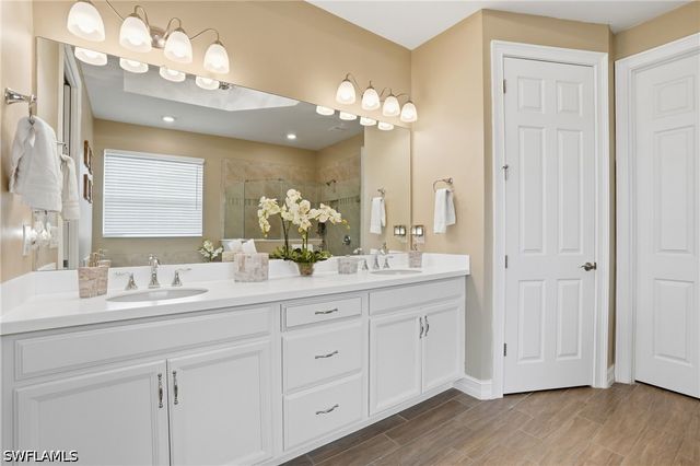 28009 Longboat Key RUN, Bonita Springs, FL 34135