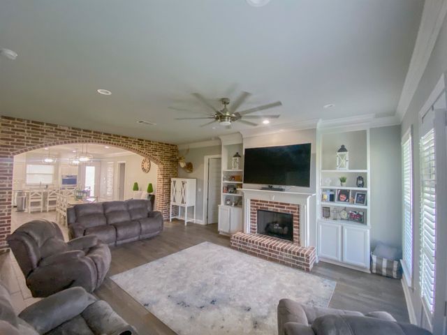 303 North Main Project Road, Schriever, LA 70395