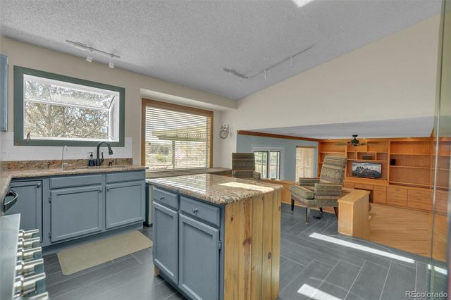 6184 Laguna Circle, Highlands Ranch, CO 80130