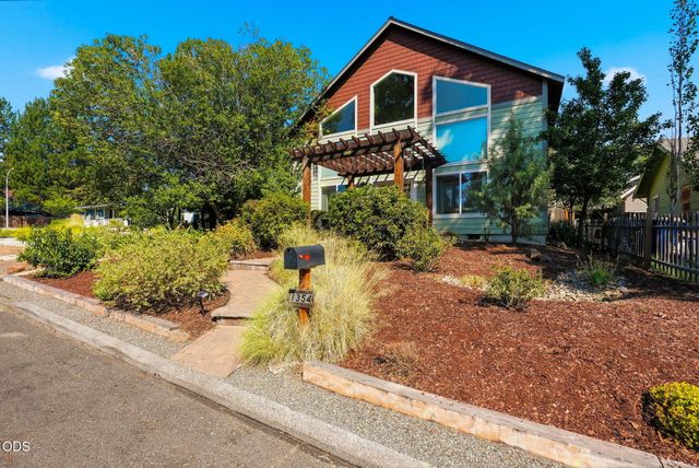 1354 NW Baltimore Avenue, Bend, OR 97703