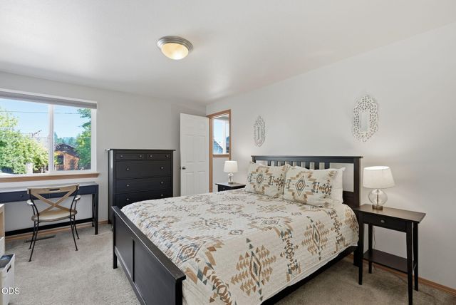 1354 NW Baltimore Avenue, Bend, OR 97703