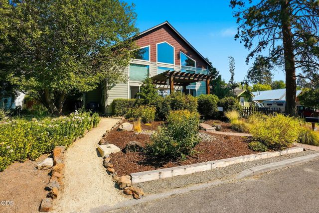 1354 NW Baltimore Avenue, Bend, OR 97703
