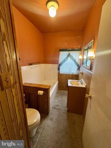 509 FERN AVE, Reading, PA 19611