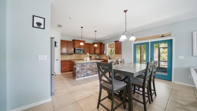 104 Claremont Ct, Elkton, FL 32033