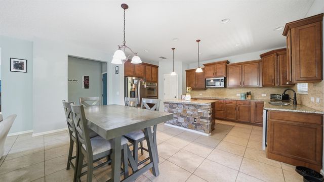 104 Claremont Ct, Elkton, FL 32033