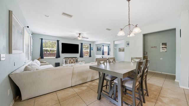 104 Claremont Ct, Elkton, FL 32033