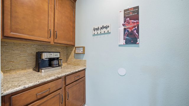 104 Claremont Ct, Elkton, FL 32033