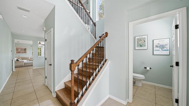 104 Claremont Ct, Elkton, FL 32033