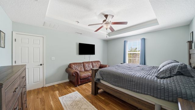 104 Claremont Ct, Elkton, FL 32033