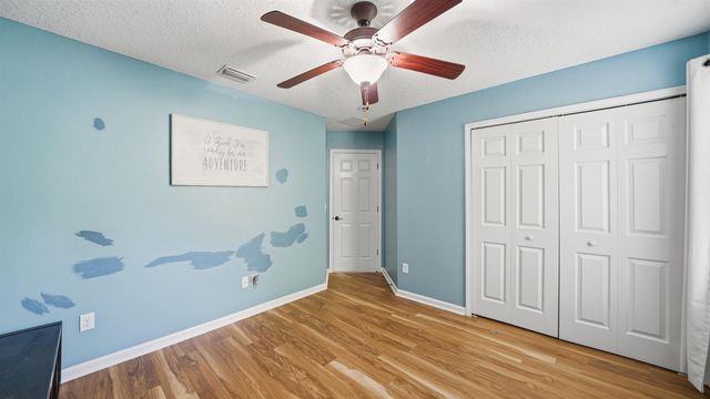 104 Claremont Ct, Elkton, FL 32033