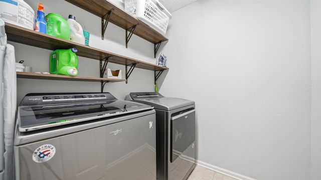 104 Claremont Ct, Elkton, FL 32033