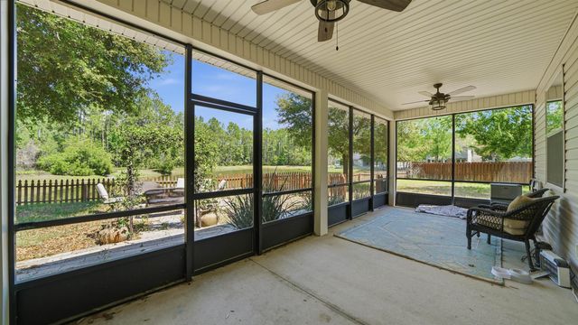 104 Claremont Ct, Elkton, FL 32033