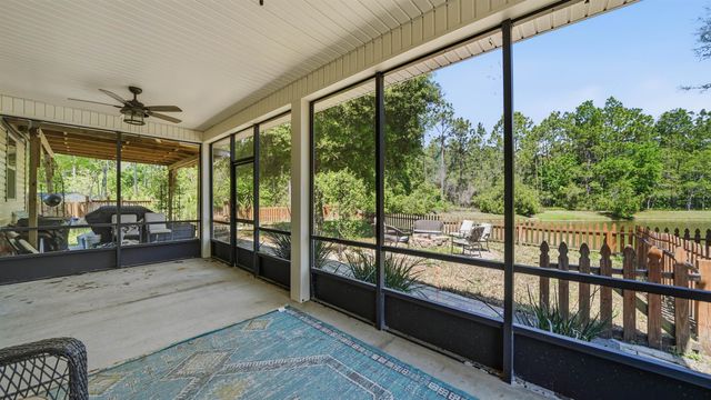 104 Claremont Ct, Elkton, FL 32033