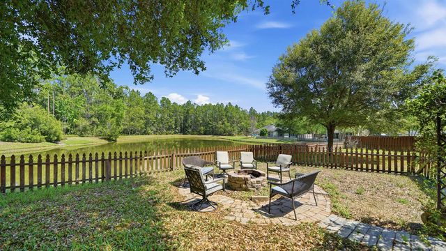 104 Claremont Ct, Elkton, FL 32033