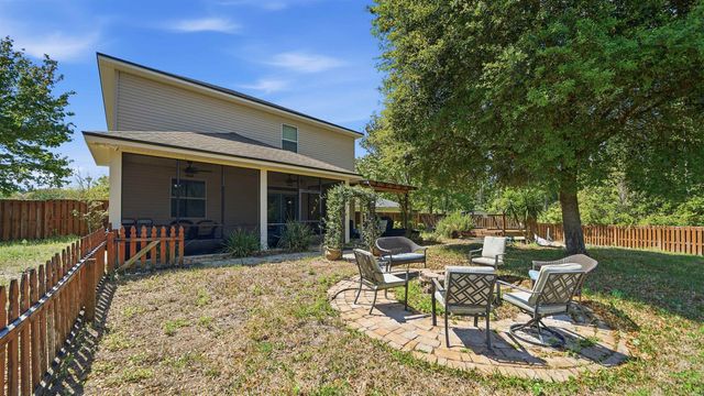 104 Claremont Ct, Elkton, FL 32033