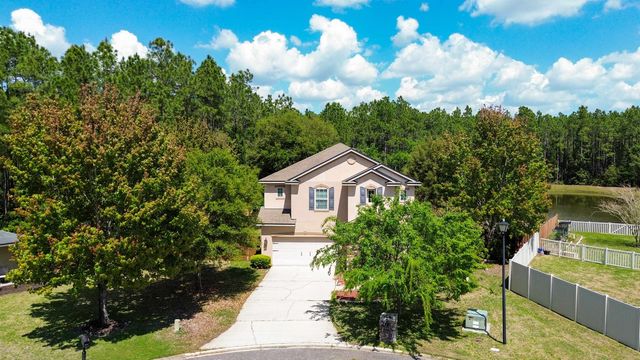 104 Claremont Ct, Elkton, FL 32033