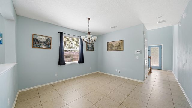 104 Claremont Ct, Elkton, FL 32033