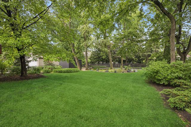610 N Oak Park Avenue, Oak Park, IL 60302