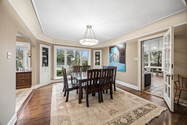 610 N Oak Park Avenue, Oak Park, IL 60302