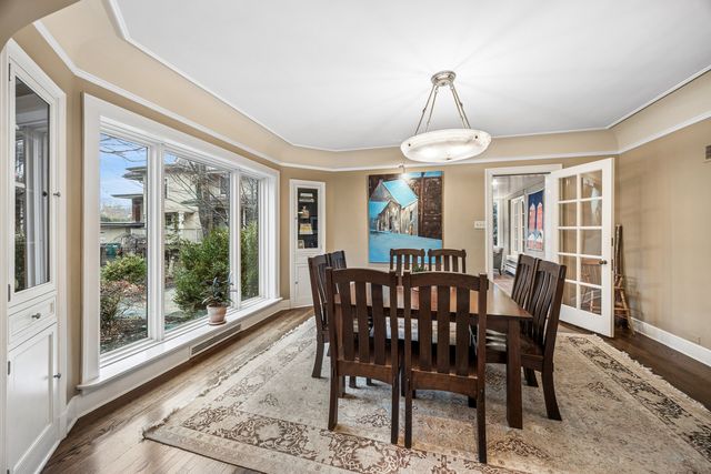 610 N Oak Park Avenue, Oak Park, IL 60302
