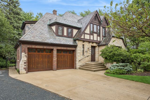 610 N Oak Park Avenue, Oak Park, IL 60302
