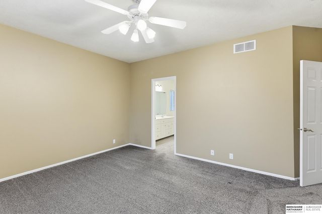 6137 N 146th Street, Omaha, NE 68116